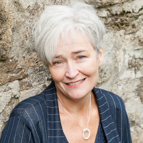 MEET THE DESIGNERS | MARTINA HAMILTON