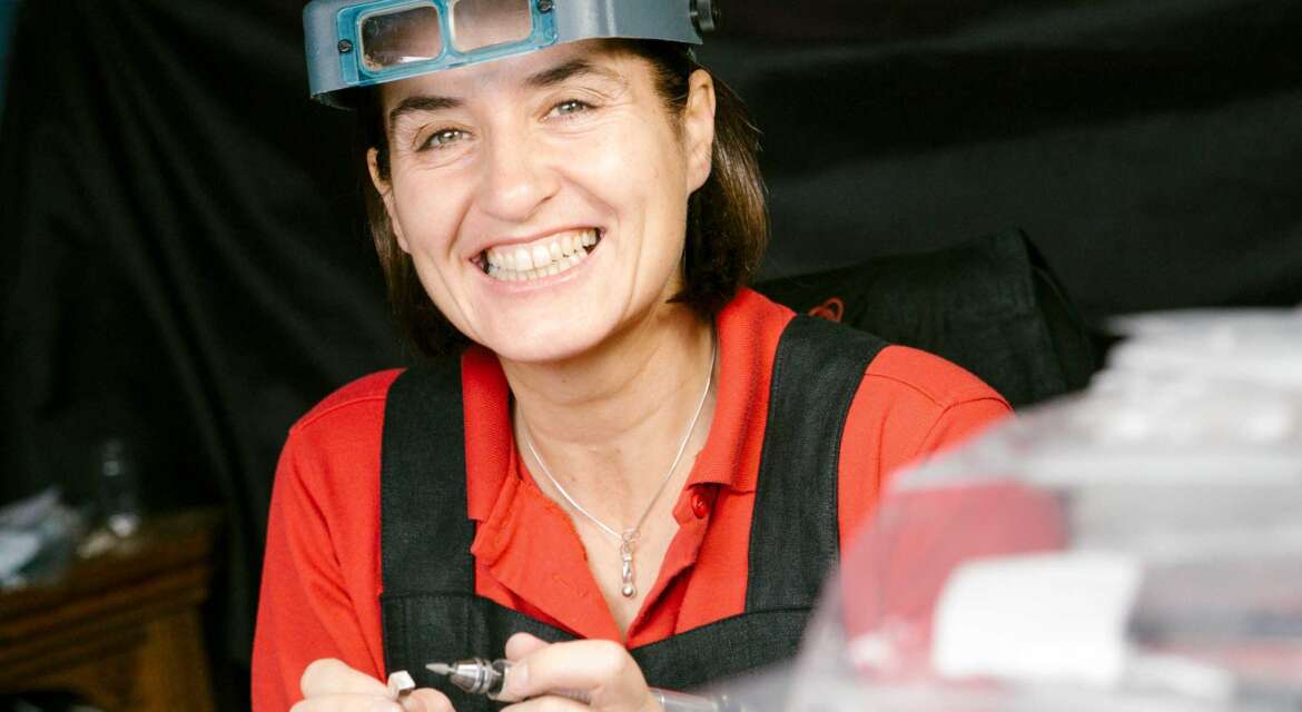 MEET THE DESIGNERS |  RUTH MCEWAN-LYON